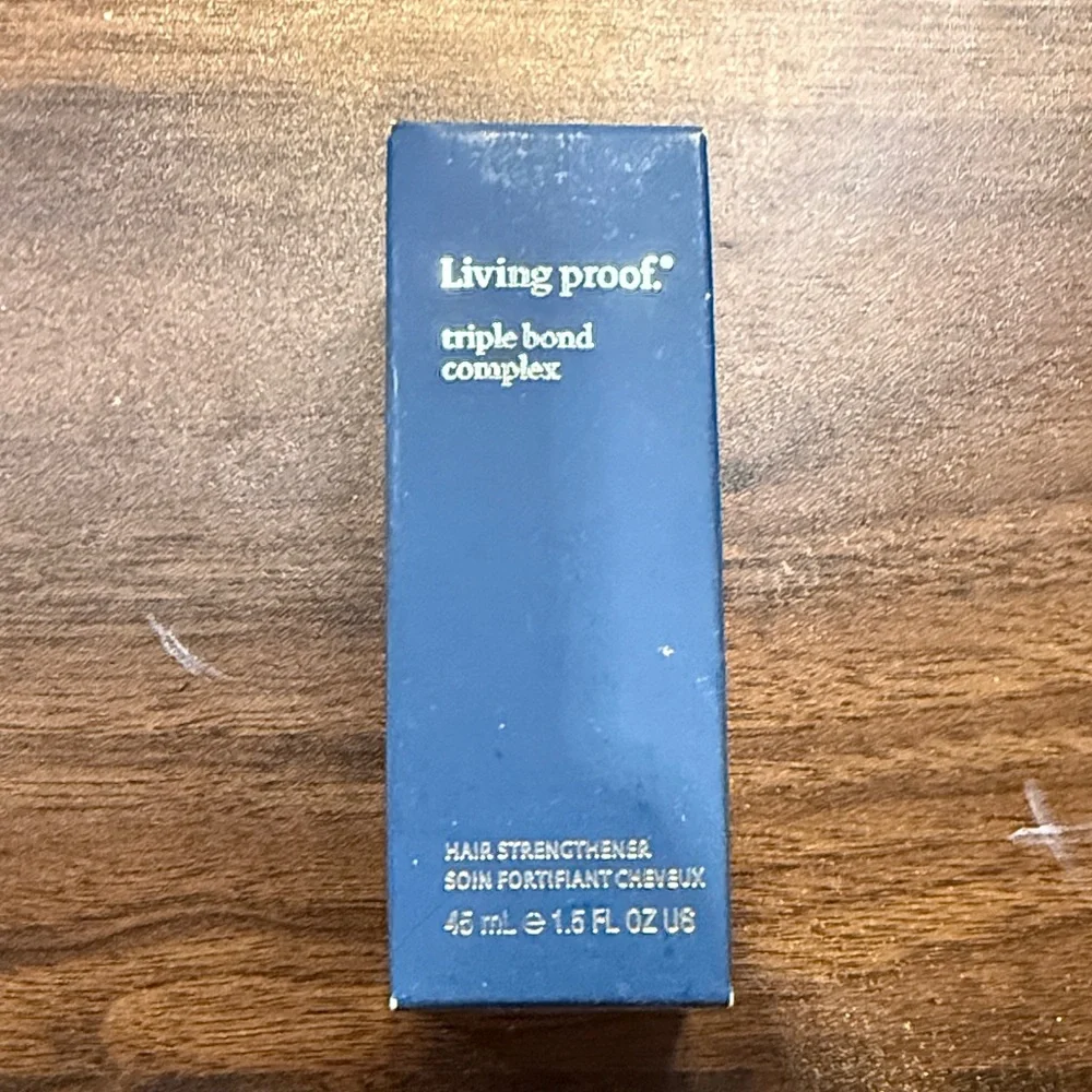 *NIB 1.5 oz *Living Proof Triple Bond Complex Hair Strengthener -